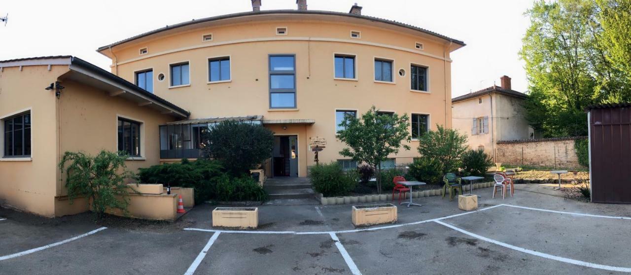 Hotel De L'Abbaye A Cluny Bagian luar foto